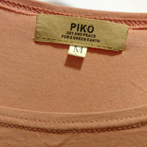 SOFT Piko peach long top - Picture 1 of 3